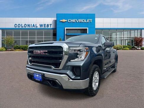 Used 2020 GMC Sierra 1500 4x4 Crew Cab w/ Sierra Value Package image 2