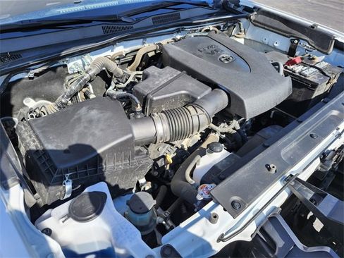 Used 2023 Toyota Tacoma SR image 18