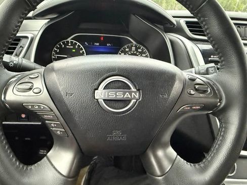 Used 2023 Nissan Murano SV AWD/4WD image 16