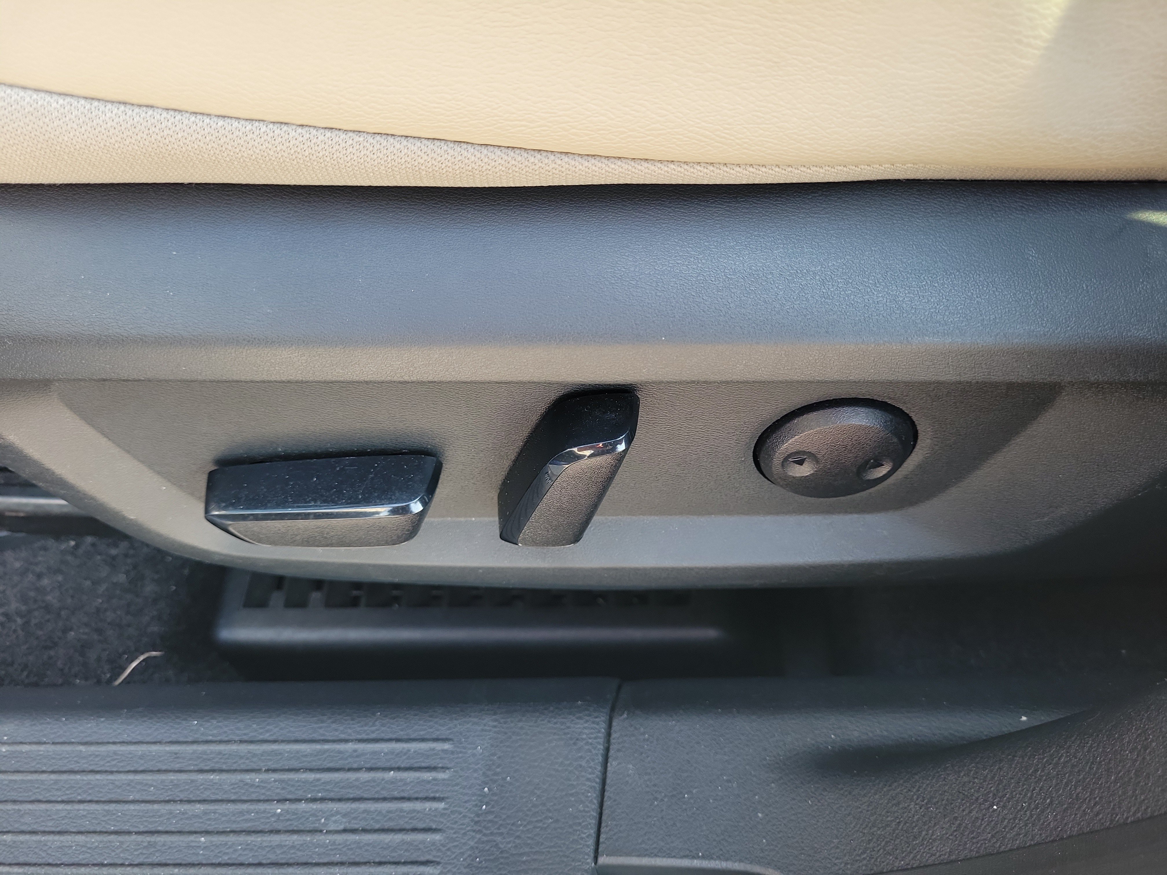 Certified 2023 Nissan Rogue SL w/ SL Premium Package FWD image 14