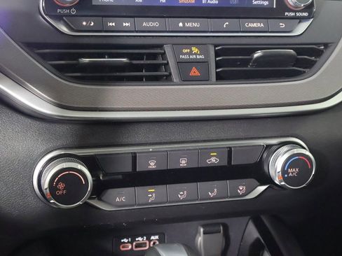 Used 2024 Nissan Altima 2.5 SR image 41