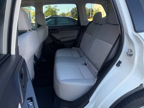 Used 2015 Subaru Forester 2.5i Premium AWD/4WD image 22