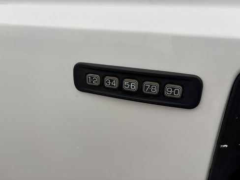 Used 2014 Ford F250 XLT w/ XLT Value Package image 12