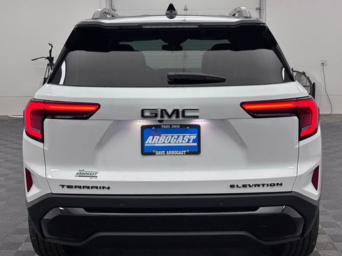 New 2026 GMC Terrain Elevation w/ Elevation Premium Package image 9