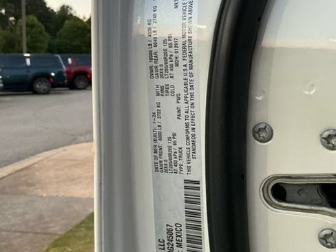 Used 2024 RAM 2500 Limited AWD/4WD image 31