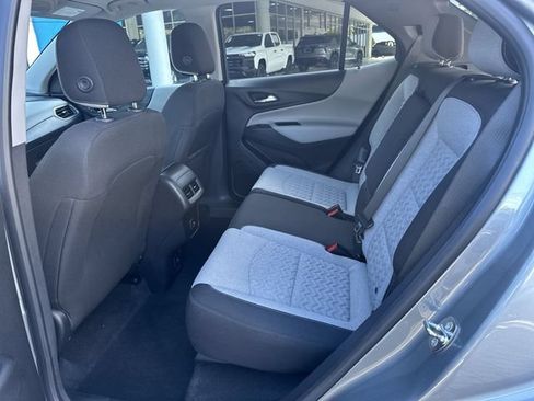 Used 2023 Chevrolet Equinox LT FWD image 27
