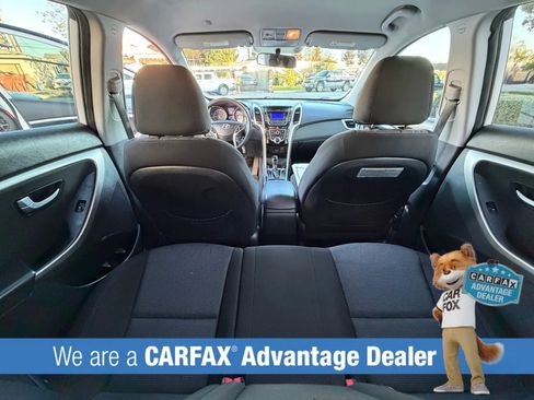 Used 2014 Hyundai Elantra GT FWD image 9