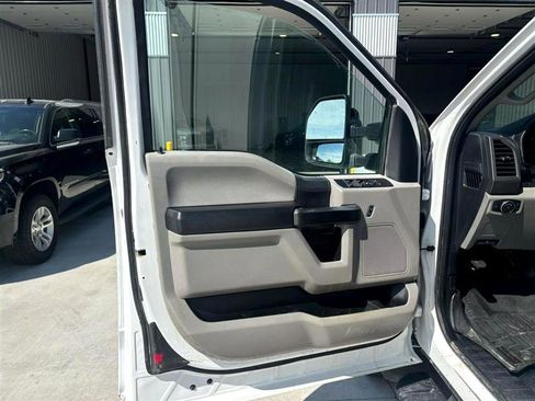 Used 2017 Ford F250 XL w/ STX Appearance Package image 10