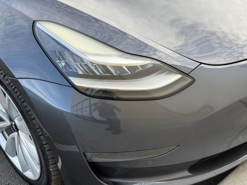 Used 2018 Tesla Model 3 Long Range image 33