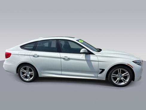 Used 2017 BMW 330i Gran Turismo xDrive AWD/4WD image 2