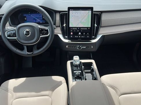 New 2026 Volvo XC90 B5 Core AWD/4WD image 10