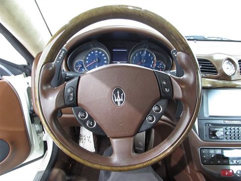 Used 2010 Maserati GranTurismo S RWD image 27
