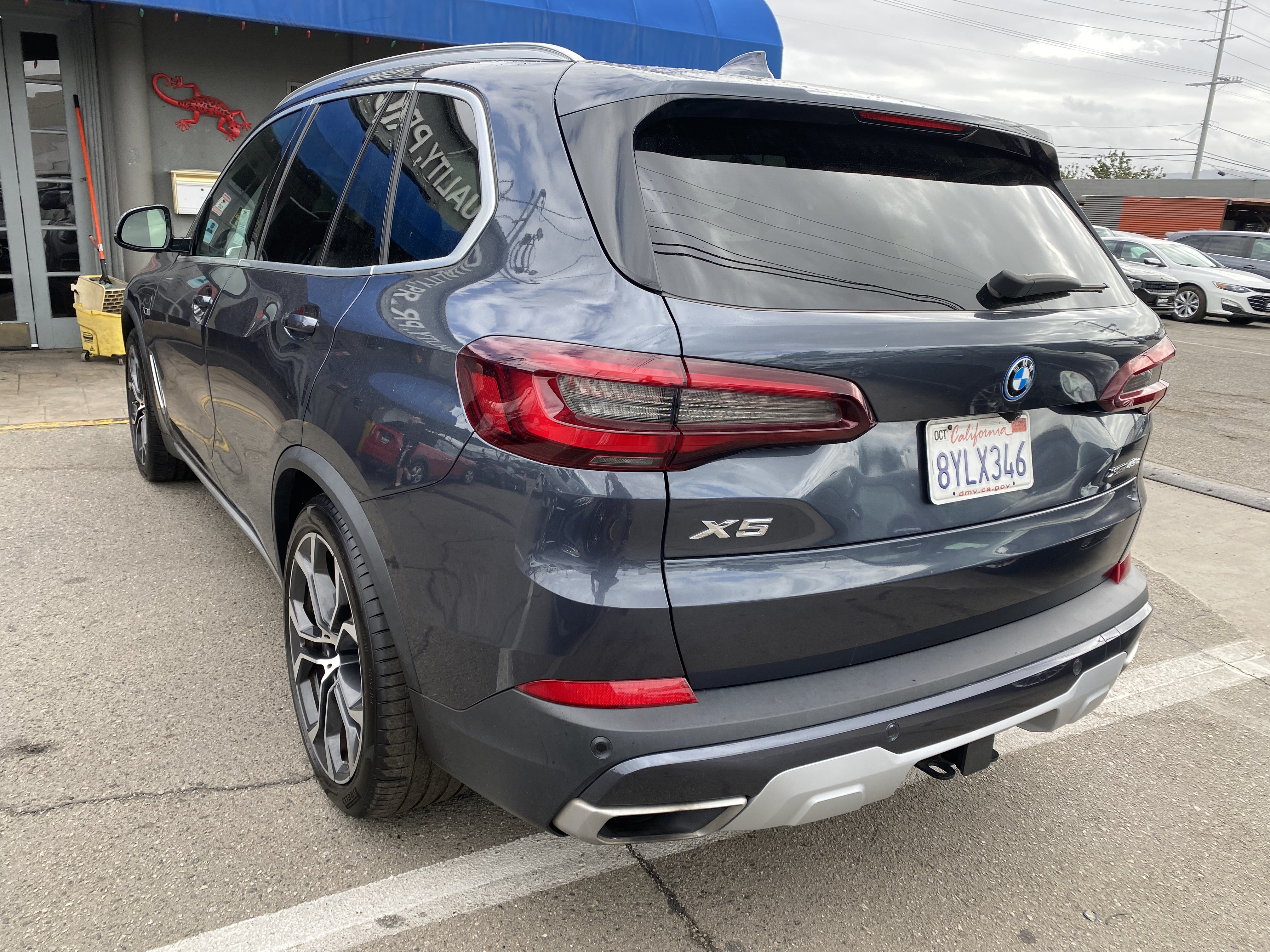 Used 2022 BMW X5 xDrive45e w/ Premium Package AWD/4WD image 14