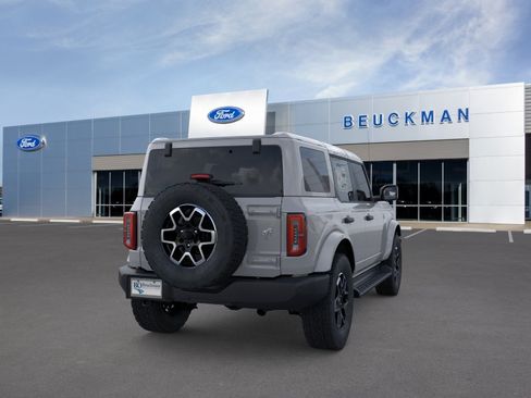 Used 2026 Ford Bronco Outer Banks AWD/4WD image 9
