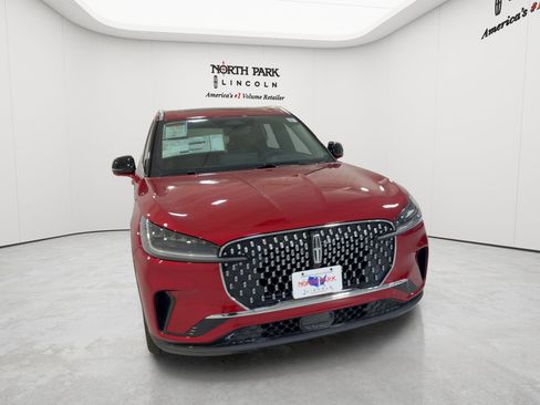New 2026 Lincoln Aviator Reserve RWD image 4