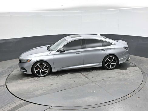 Used 2020 Honda Accord Sport image 14