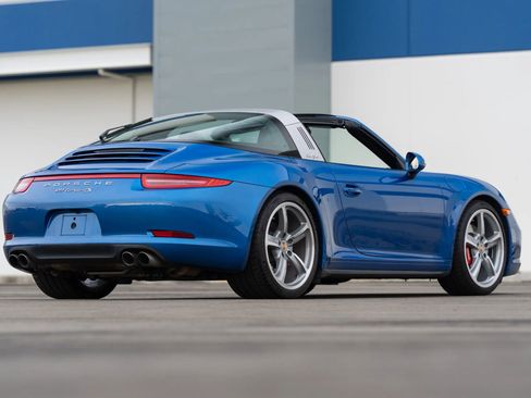 Used 2015 Porsche 911 Targa 4S image 98