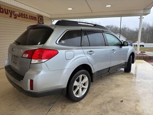 Used 2013 Subaru Outback 2.5i Premium w/ Popular Pkg 1B image 8