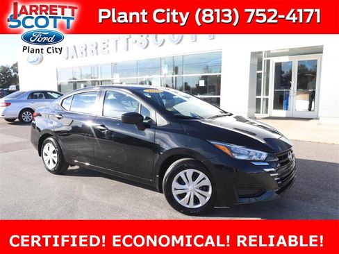 Used 2025 Nissan Versa S w/ Trunk Package image 1