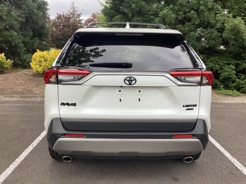 Used 2024 Toyota RAV4 Limited w/ Advanced Technology Package AWD/4WD image 23