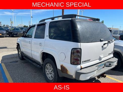 Used 2005 Chevrolet Tahoe Z71 w/ Preferred Equipment Group AWD/4WD image 4