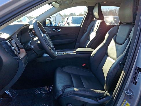 Certified 2024 Volvo XC60 B5 Ultimate image 13