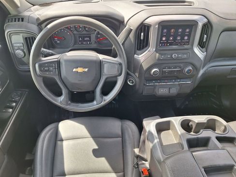 Used 2023 Chevrolet Silverado 1500 W/T w/ Trailering Package image 9