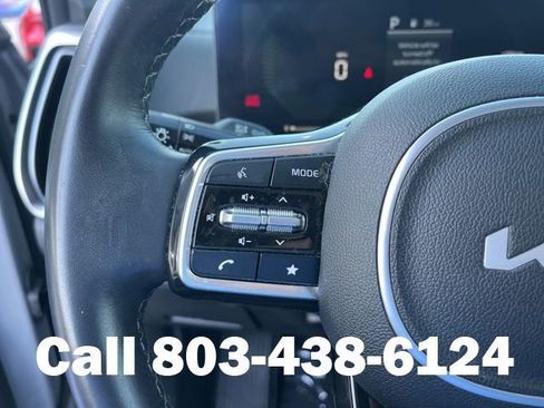 Used 2024 Kia Sorento S w/ Panoramic Sunroof Package FWD image 23