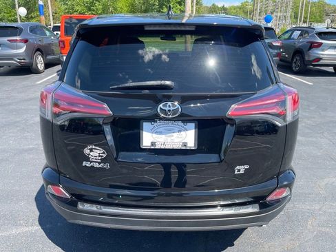 Used 2018 Toyota RAV4 LE w/ All Weather Liner Package AWD/4WD image 6