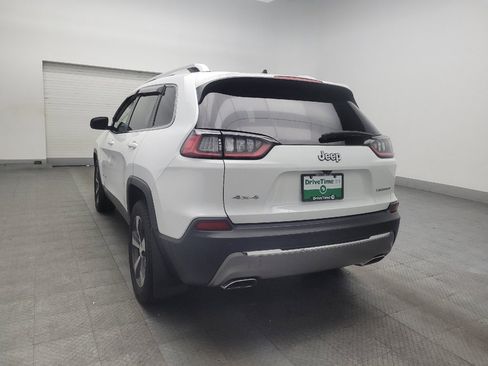 Used 2019 Jeep Cherokee Limited w/ Luxury Group AWD/4WD image 5
