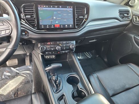 Used 2024 Dodge Durango GT image 20