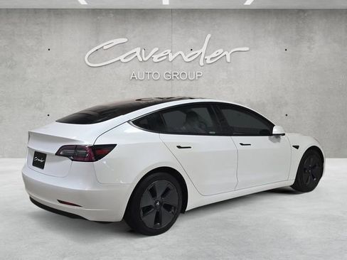 Used 2021 Tesla Model 3 Standard Range Plus image 16
