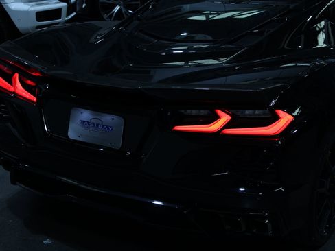 Used 2021 Chevrolet Corvette Stingray Coupe w/ Battery Protection Package image 23