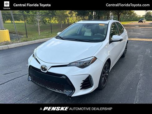 Used 2018 Toyota Corolla SE w/ SE Premium Package FWD image 1