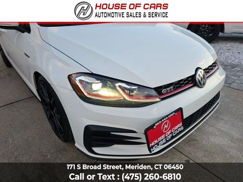 Used 2018 Volkswagen GTI SE image 11