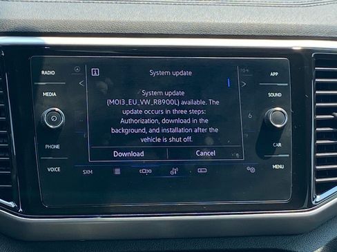 Used 2022 Volkswagen Atlas Cross Sport SE FWD image 8