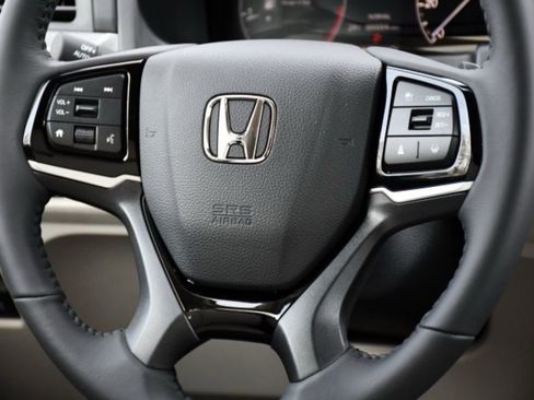 New 2026 Honda Odyssey Touring image 23