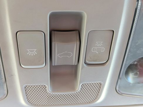 Used 2020 Kia Sportage EX w/ EX Technology Package image 28