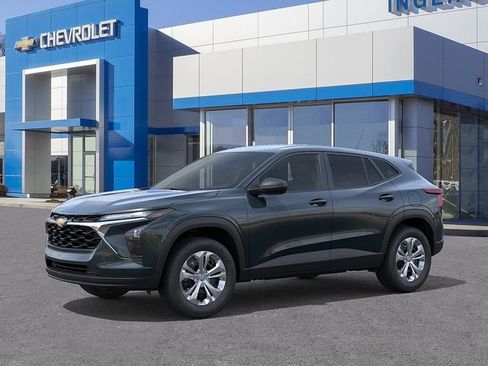 New 2026 Chevrolet Trax LS FWD image 2