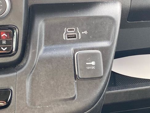 Used 2026 RAM ProMaster 2500 w/ Convenience Group FWD image 13