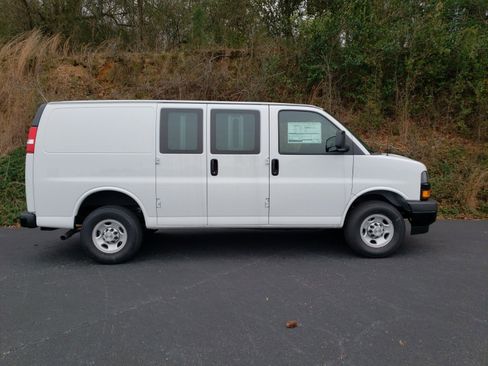 New 2023 Chevrolet Express 2500 w/ Driver Convenience Package image 2