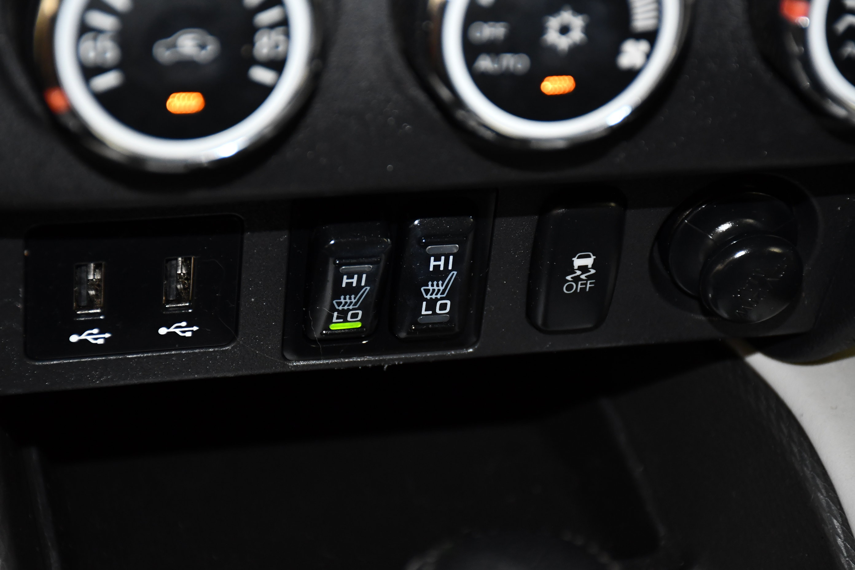 Used 2019 Mitsubishi Outlander Sport SE AWD/4WD image 29