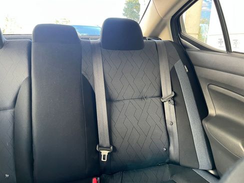 Used 2025 Nissan Versa SV image 37