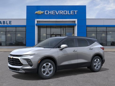 New 2026 Chevrolet Blazer LT w/ Convenience Package AWD/4WD image 2