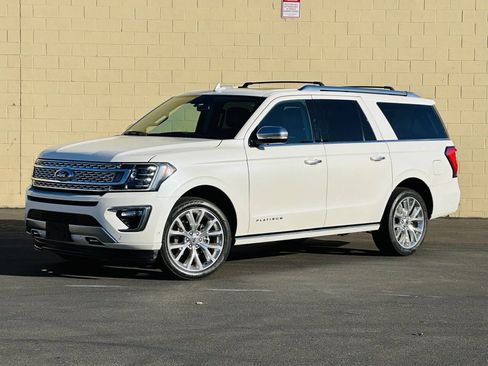 Used 2018 Ford Expedition Max Platinum AWD/4WD image 4
