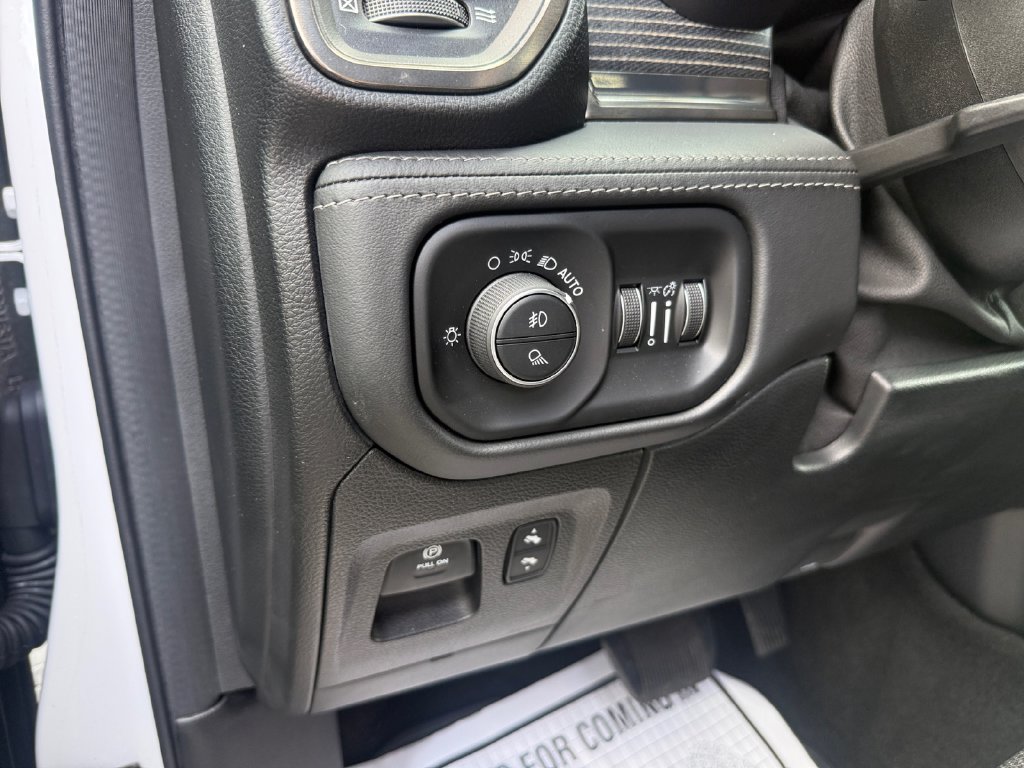 Used 2020 RAM 1500 Limited RWD image 18