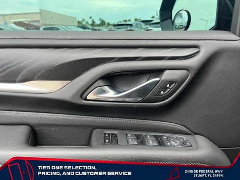 Used 2024 GMC Yukon XL Denali AWD/4WD image 24