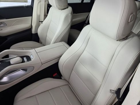 New 2026 Mercedes-Benz GLS 450 4MATIC image 7