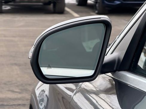 Used 2018 Mercedes-Benz GLC 300 4MATIC image 13