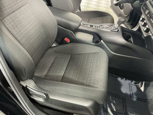 Used 2023 Honda HR-V LX image 14